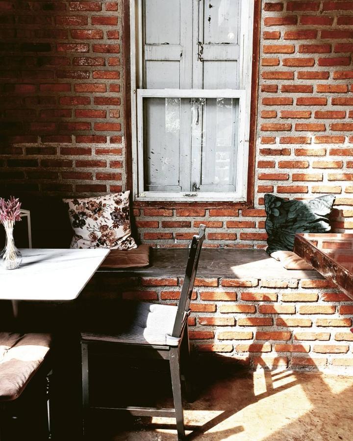 Baan Mae Khian Cafe & Boutique Hotel Phra Nakhon Si Ayutthaya Exterior photo