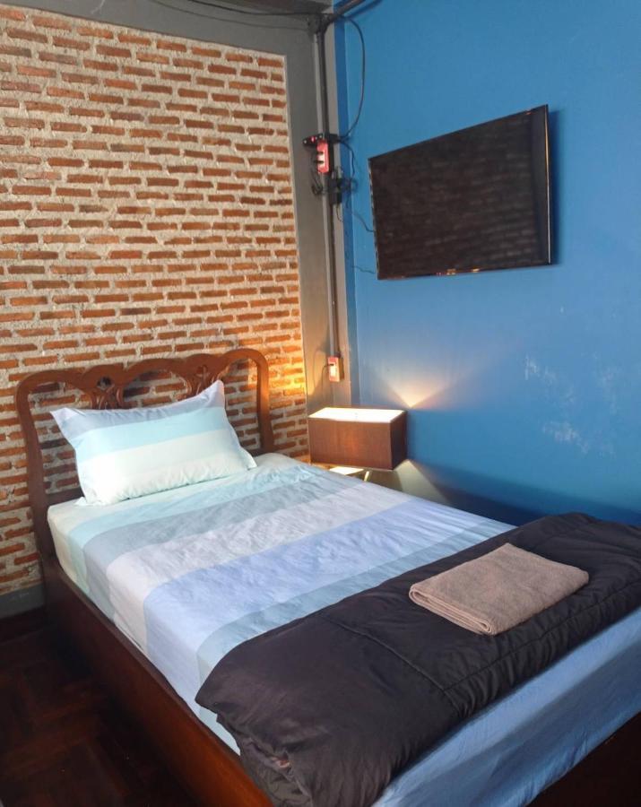 Baan Mae Khian Cafe & Boutique Hotel Phra Nakhon Si Ayutthaya Exterior photo
